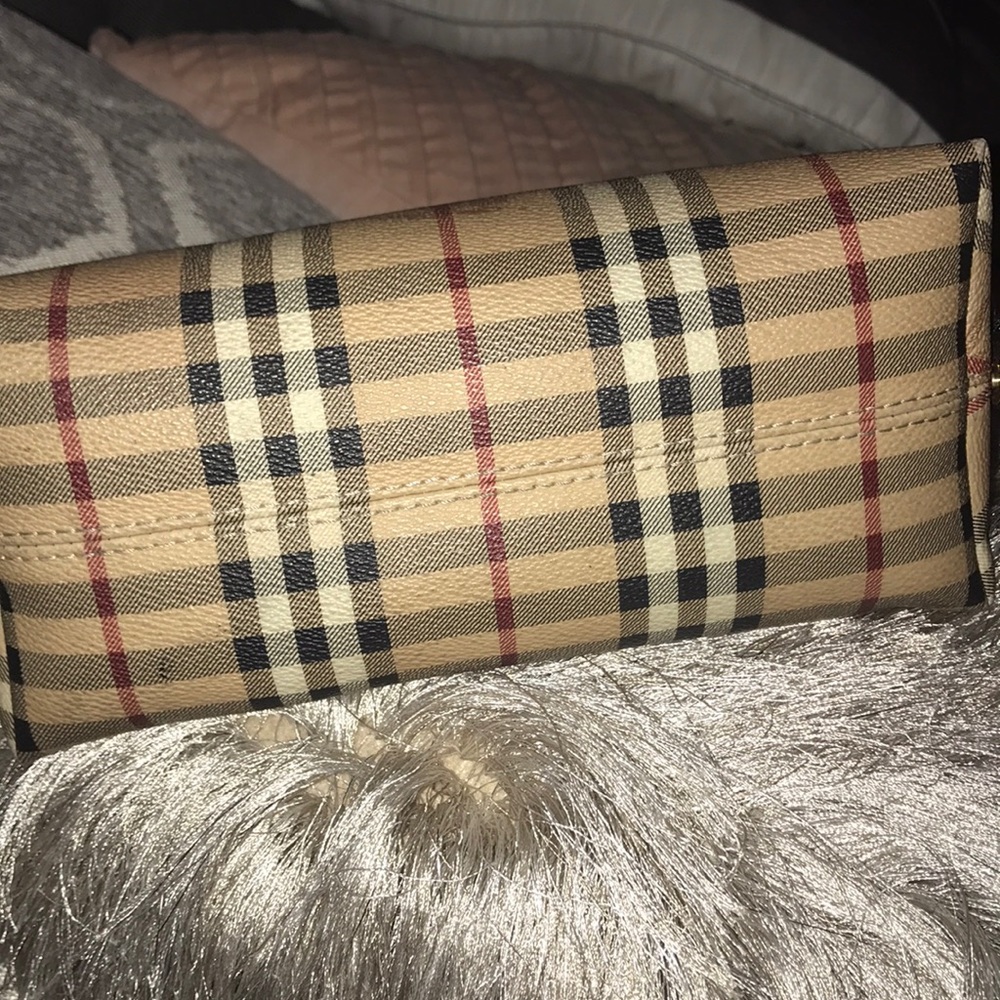 🚨 authentic🚨Burberry bag - Picture 5 of 8